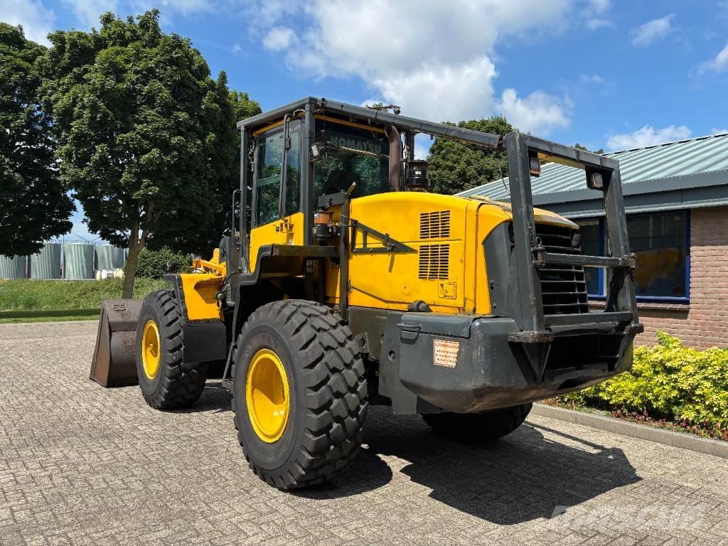 Komatsu WA 320-5 Hjullastere