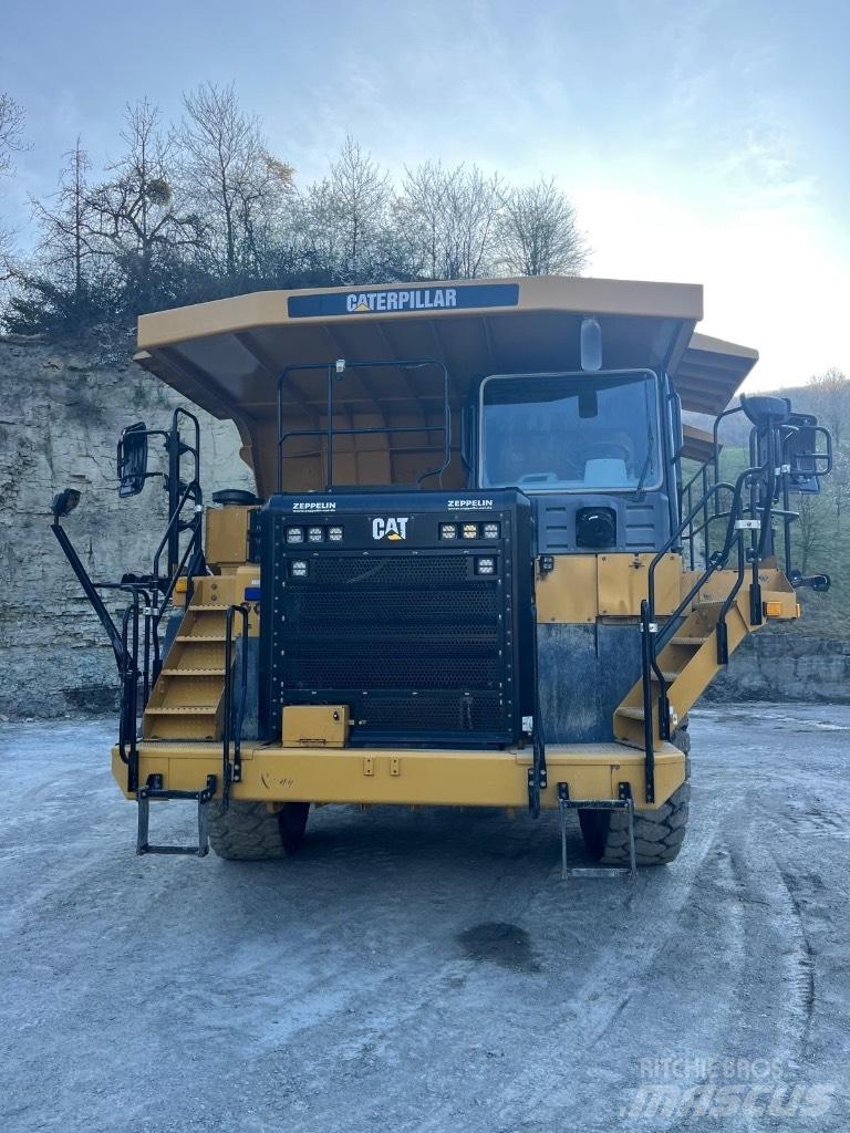 CAT 775 G Tipptrucker