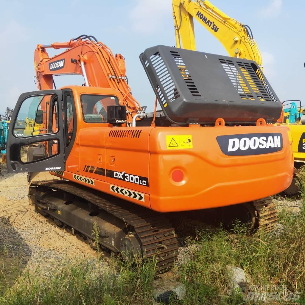 Doosan DX 300 LC Beltegraver