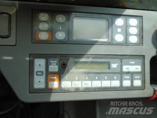 CAT 336 E Beltegraver