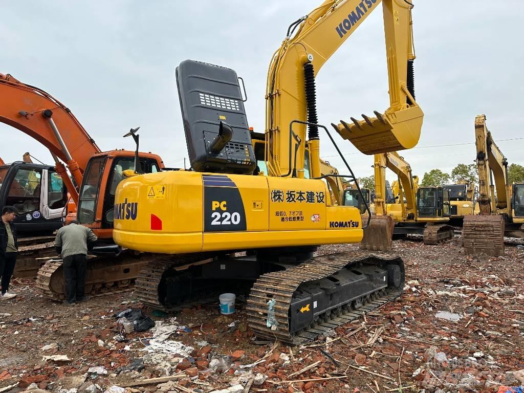 Komatsu PC 220-8M0 Beltegraver