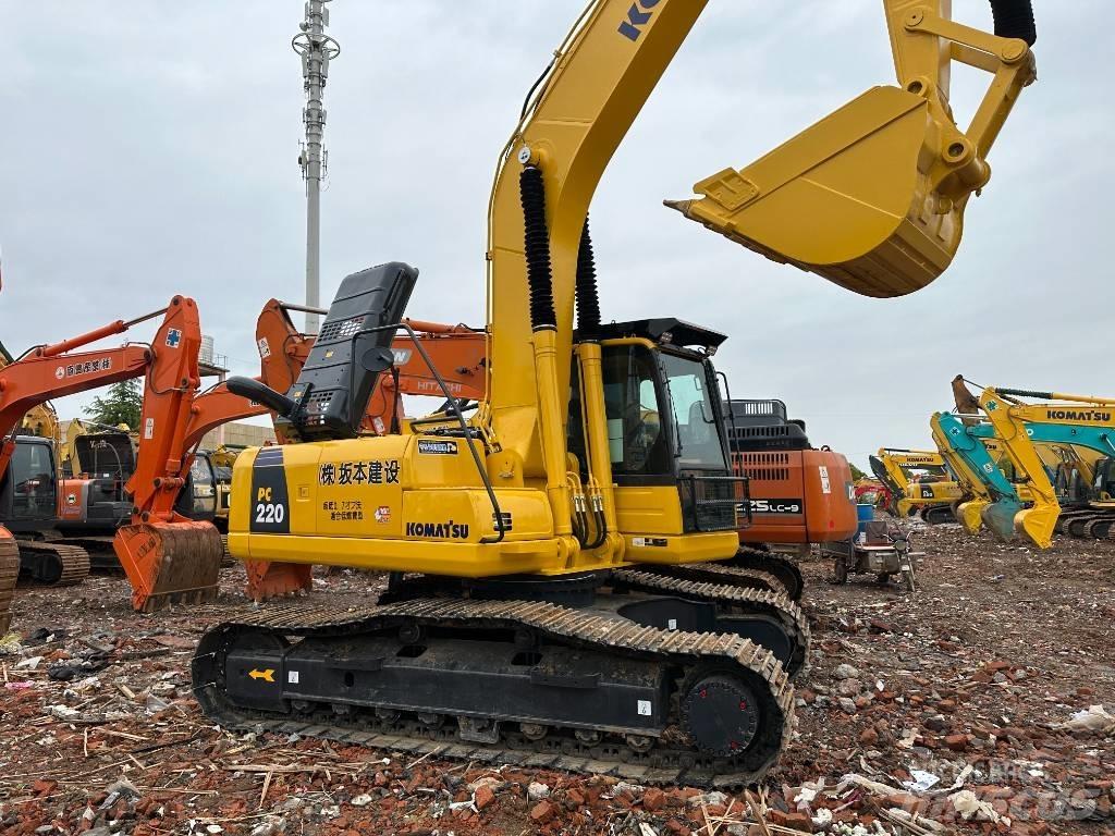 Komatsu PC 220-8M0 Beltegraver