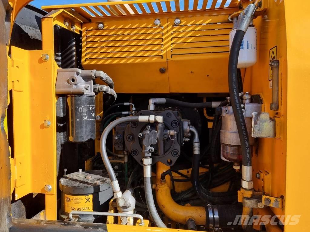 JCB JS 200 LC Beltegraver