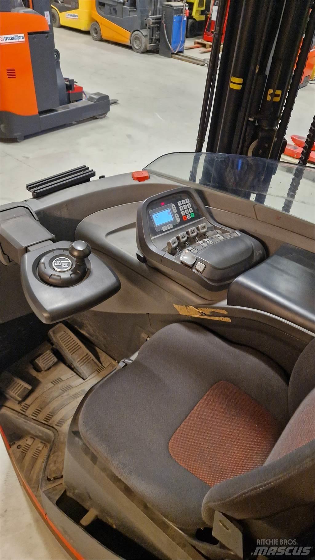 BT RRE160E Skyvemasttruck