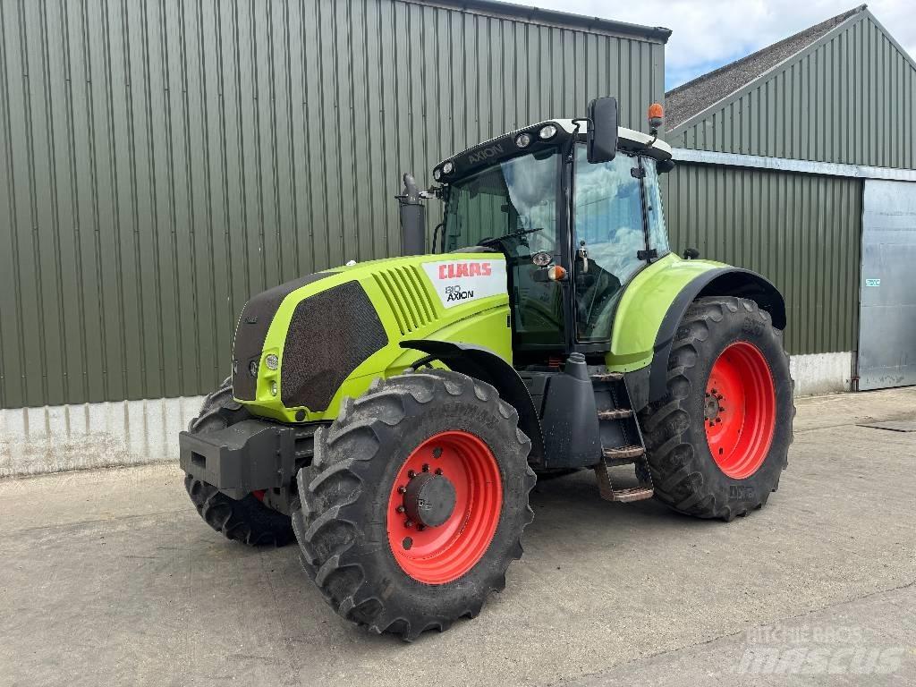 CLAAS Axion 810 Traktorer