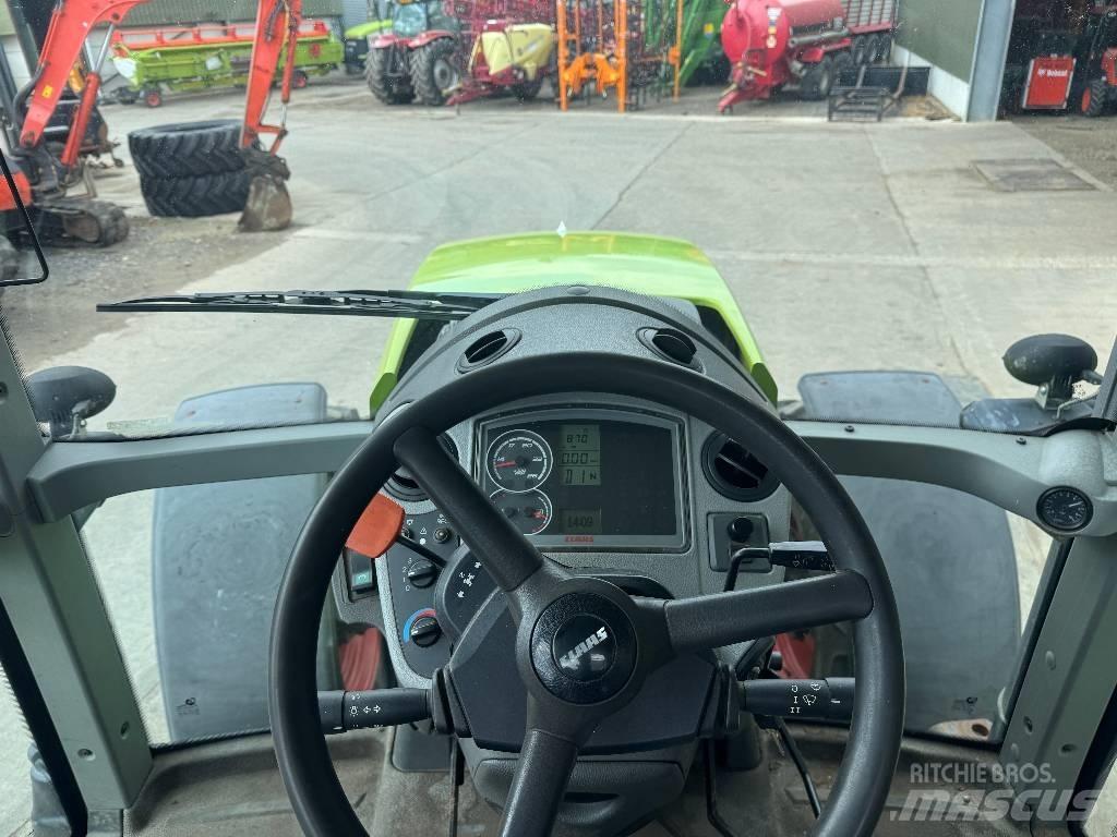 CLAAS Axion 810 Traktorer