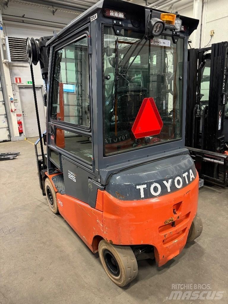 Toyota 8FBMKT25 Elektriske trucker