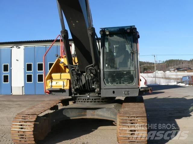 Volvo EC 300 EL Beltegraver