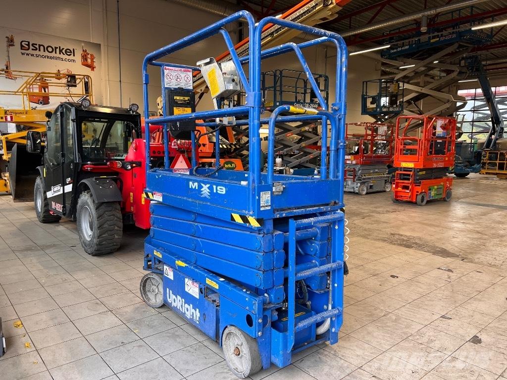 UpRight MX19 Sakselifter