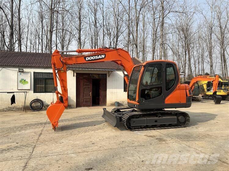 Doosan DX75 Beltegraver