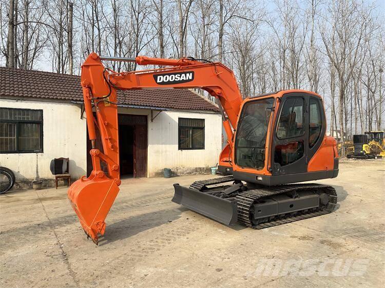 Doosan DX75 Beltegraver