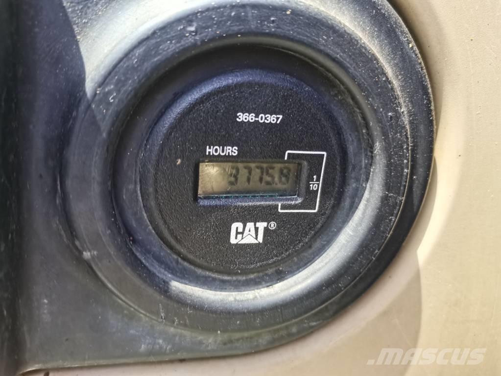 CAT 320 C L Beltegraver