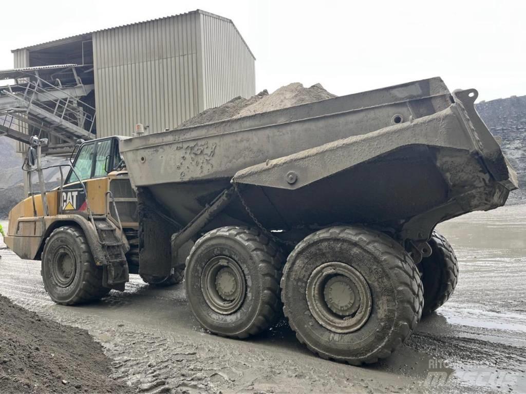 CAT 730 C Rammestyrte Dumpere