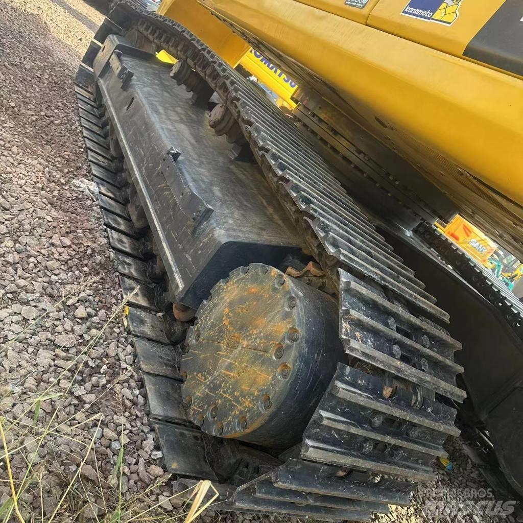 Komatsu PC 400-8 Beltegraver