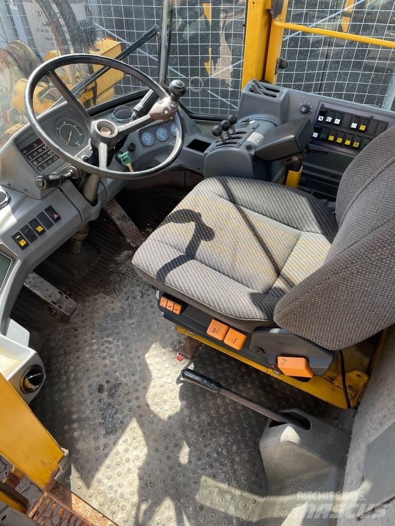 Volvo L120B Hjullastere