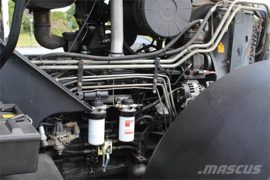 New Holland TM175 Traktorer