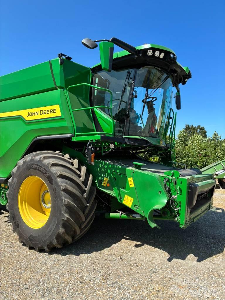 John Deere X9 1000 Skurtreskere