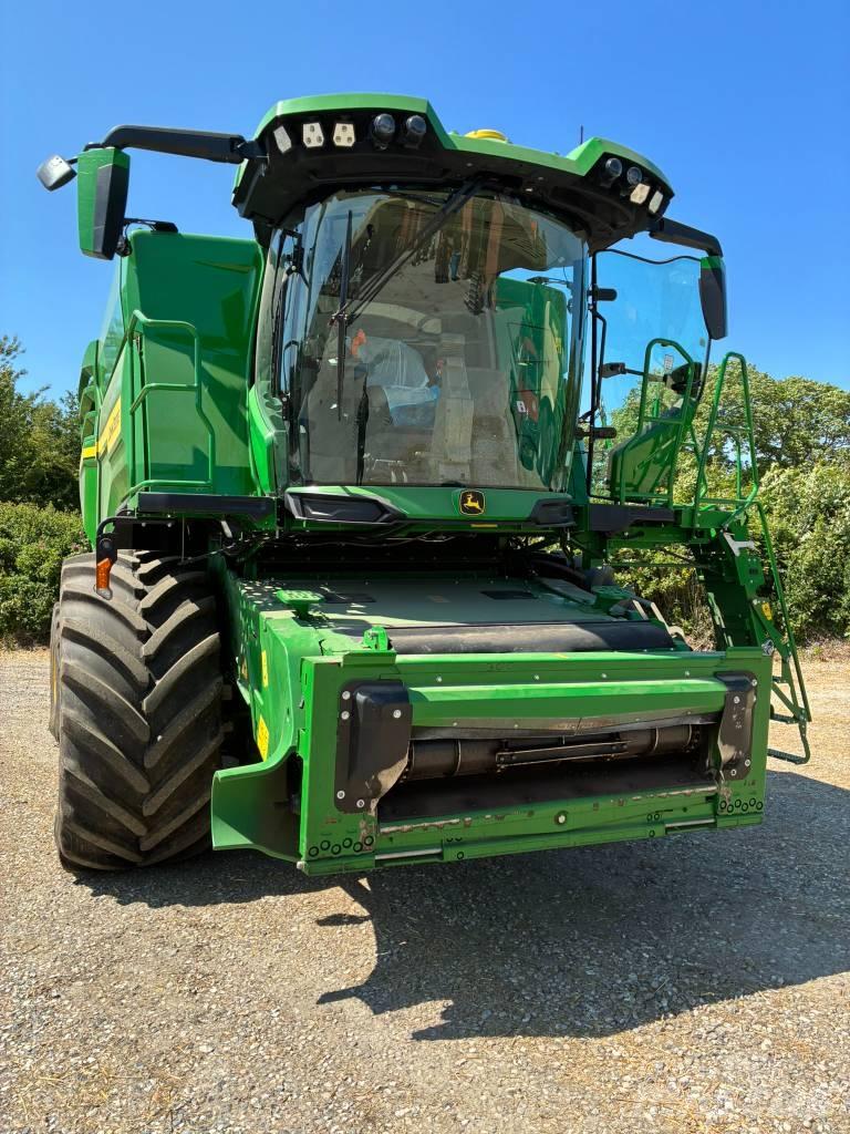 John Deere X9 1000 Skurtreskere
