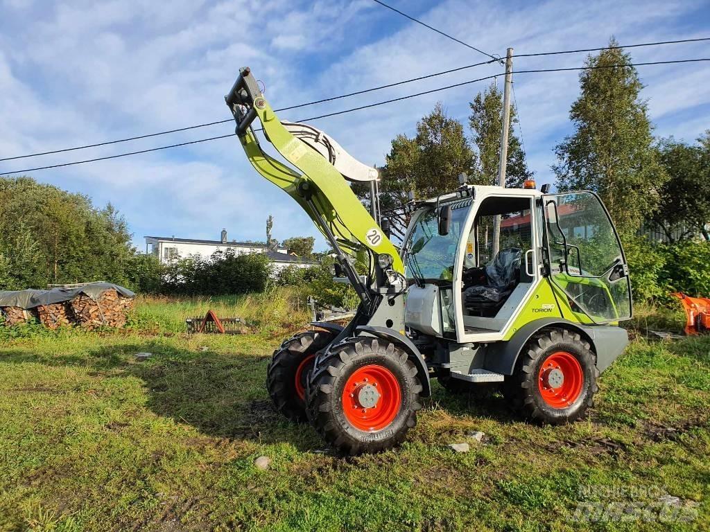 CLAAS TORION 530 Frontlastere og graveredskap