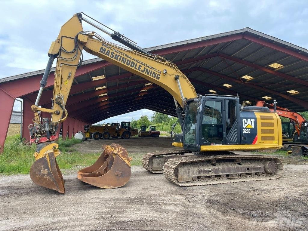 CAT 323 EL Beltegraver