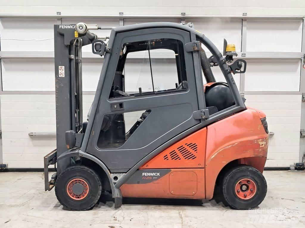 Linde H25T-02 Propan trucker