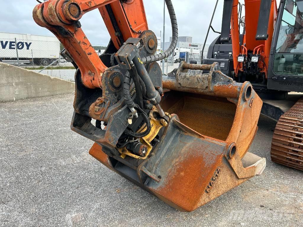 Hitachi ZX 210 LC-6 Beltegraver
