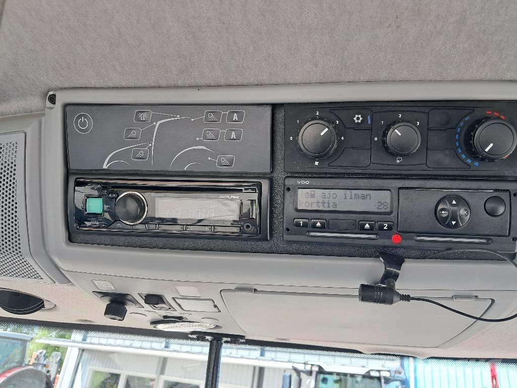 Valtra T174E Versu Traktorer