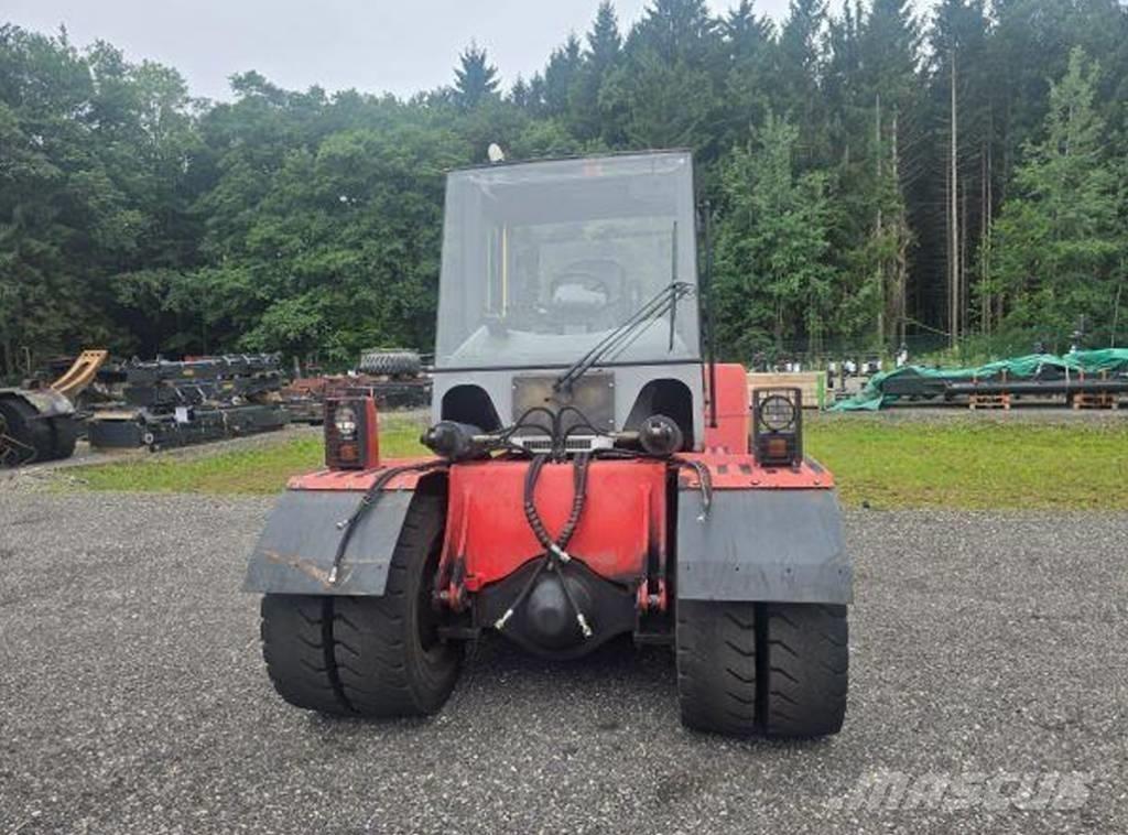 Kalmar DCE150-12 Diesel Trucker