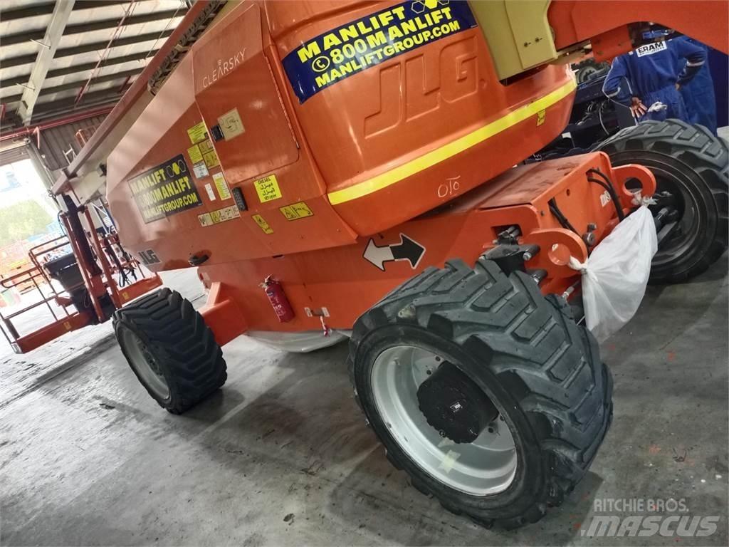 JLG 800AJ Leddede bomlifter