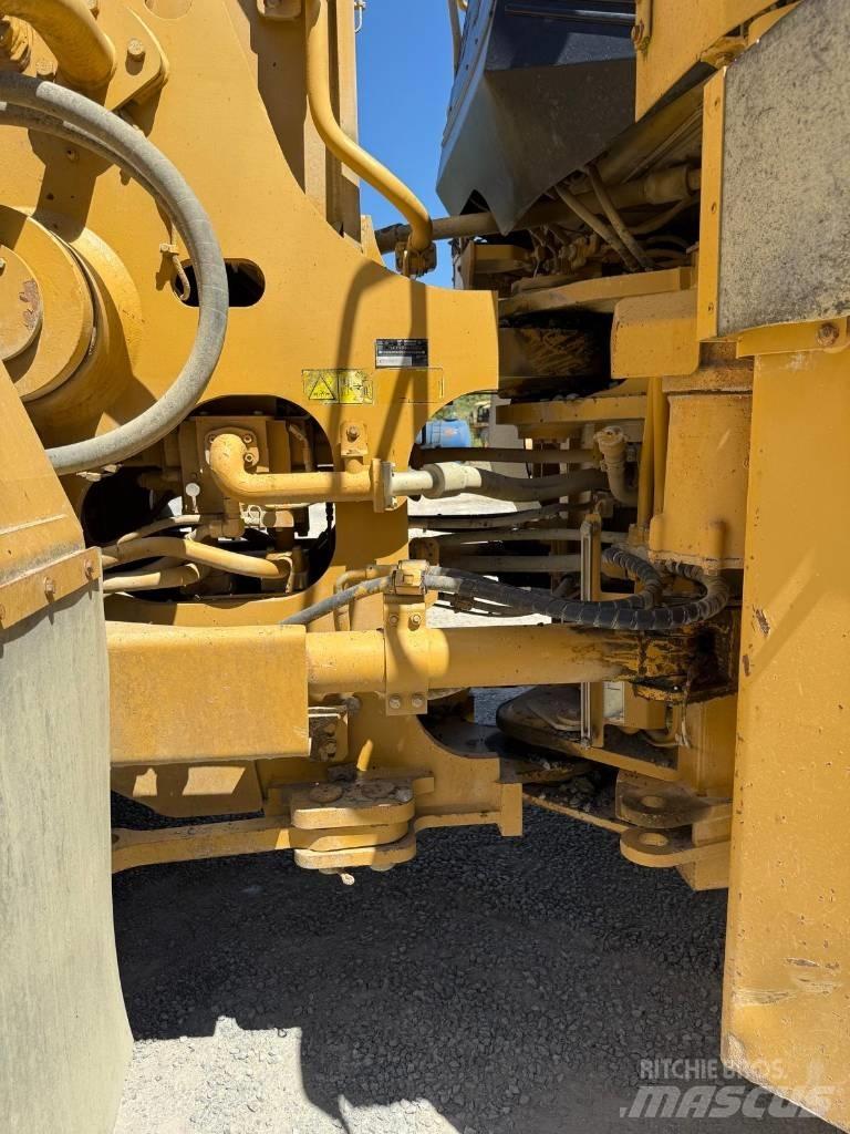 CAT 988 H Hjullastere