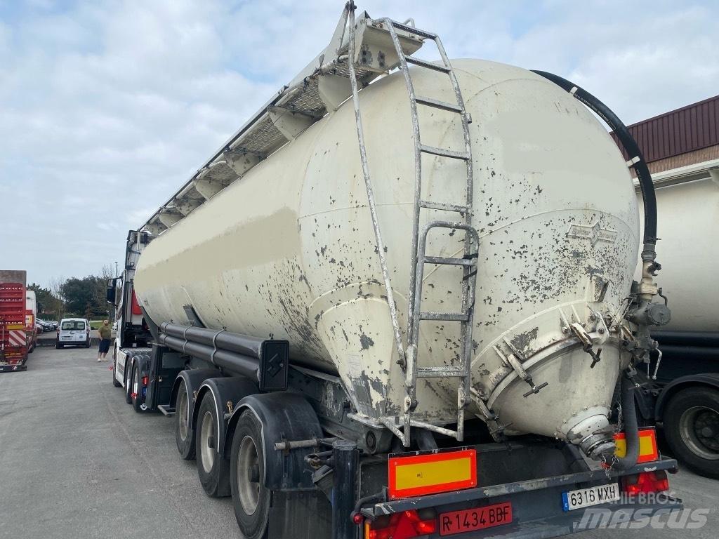 Spitzer SK2452 Tanksemi