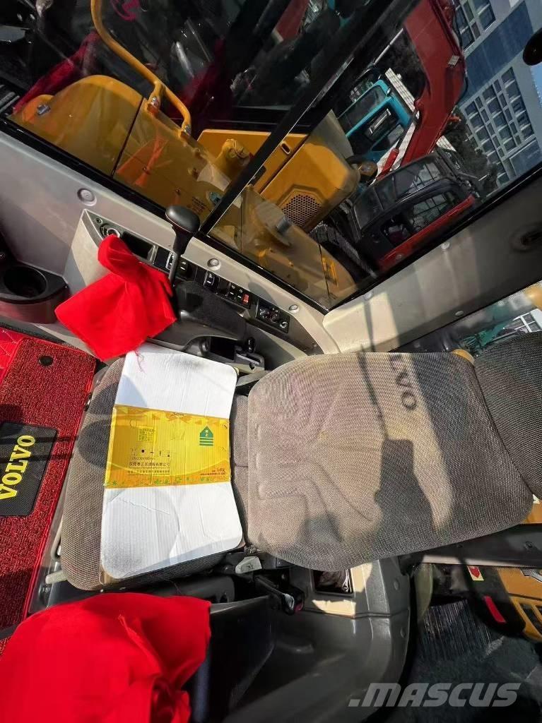 Volvo EC 60 C Beltegraver