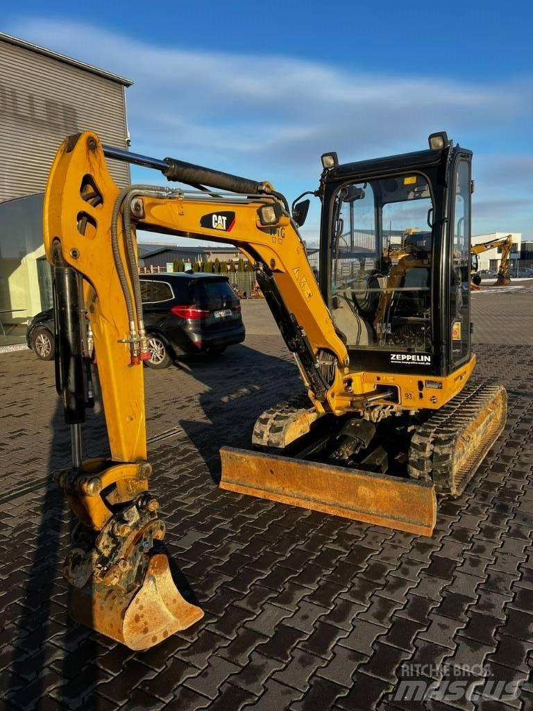CAT 302.7 DCR Minigravere <7t