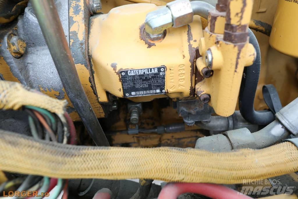 CAT 730 Rammestyrte Dumpere