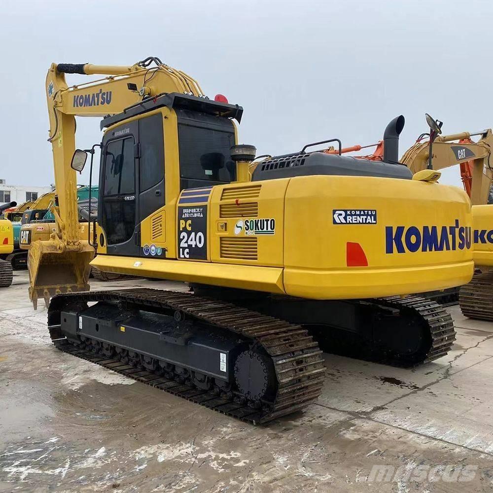 Komatsu PC 240 Beltegraver