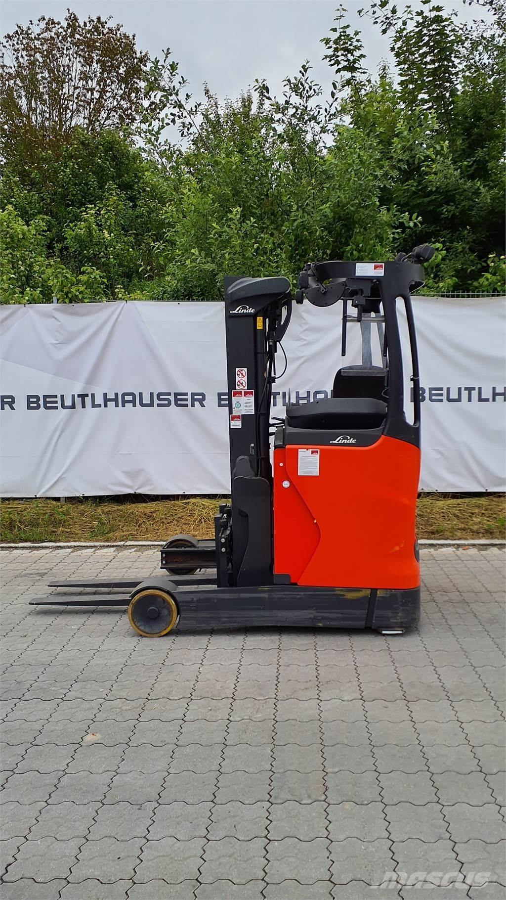 Linde R14B Skyvemasttruck
