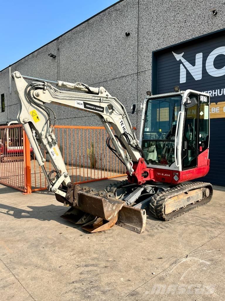 Takeuchi TB 235 Minigravere <7t
