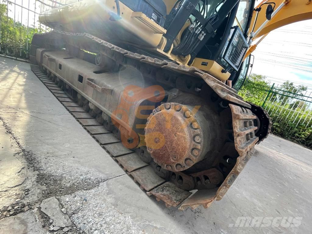CAT 329 D Beltegraver