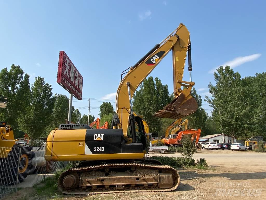 CAT 324D Beltegraver