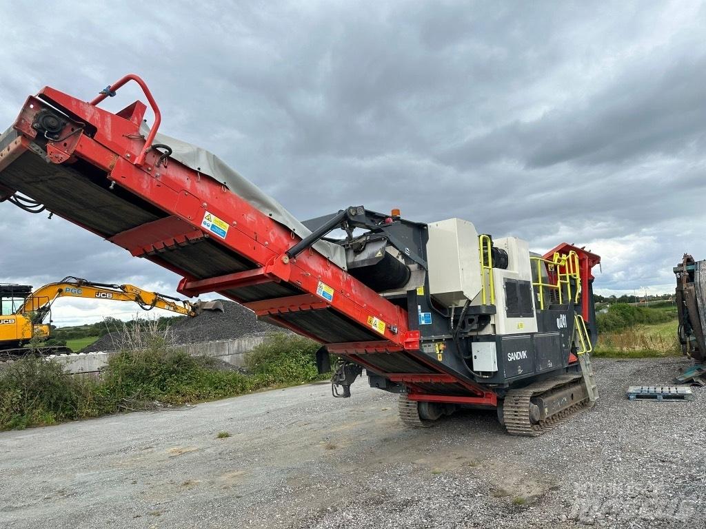 Sandvik QJ 241 Mobile knuseverk