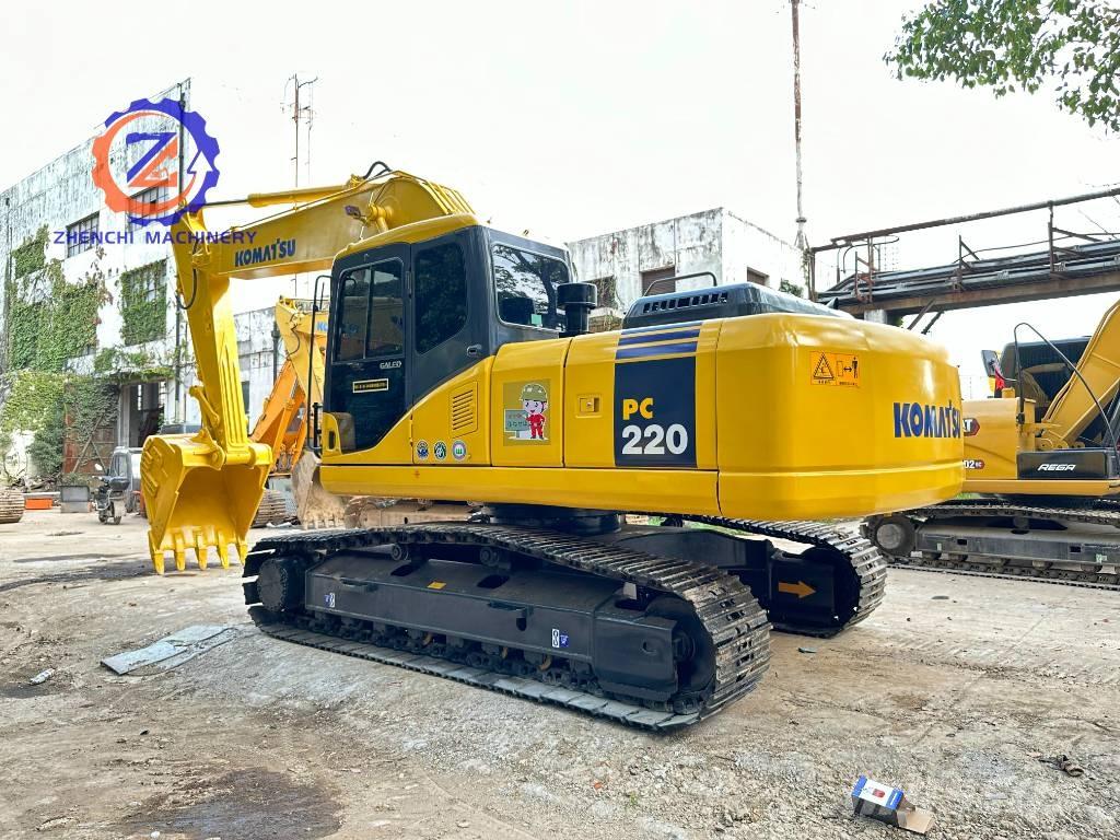 Komatsu PC 220-7 Beltegraver