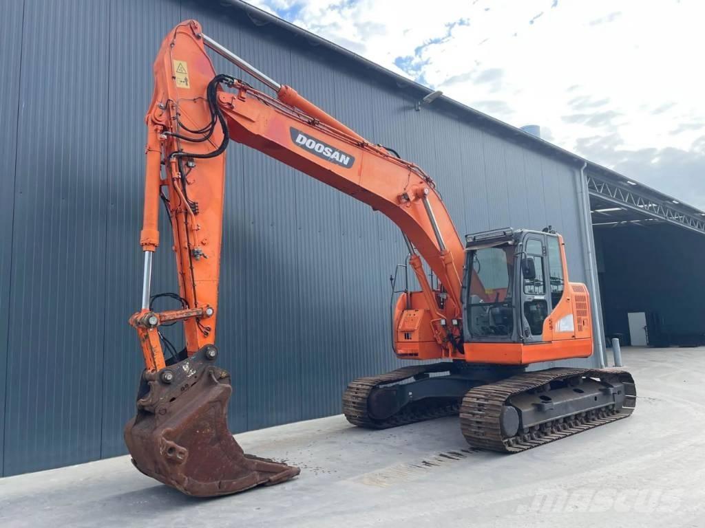 Doosan DX235LCR Beltegraver