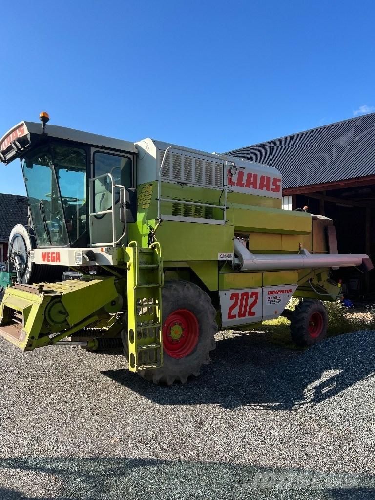 CLAAS Mega 202 Skurtreskere