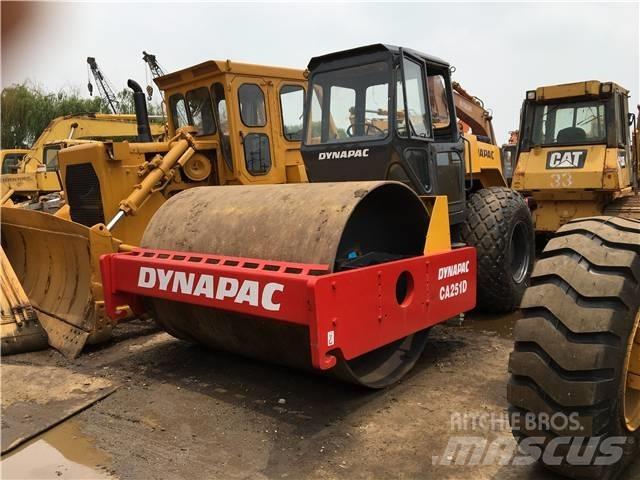 Dynapac CA251D Valsetog