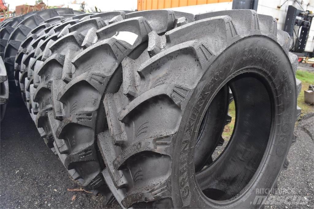  520/70R34 ***GRI*** Dekk, hjul og felger