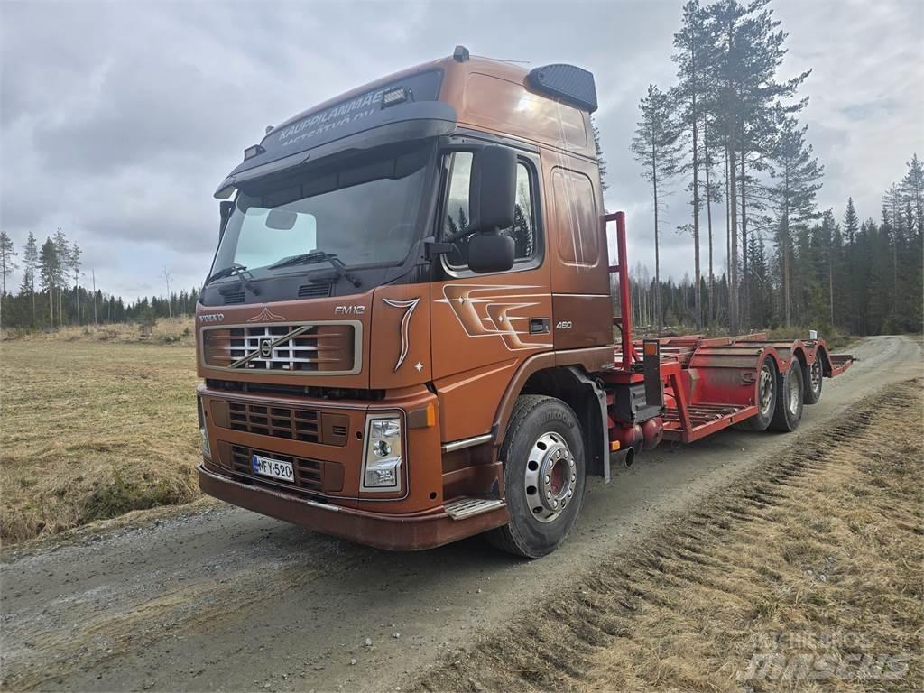 Volvo FM12 8x2 Spesialbiler for transport av skogsmaskiner