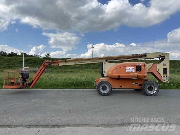 JLG 800AJ Leddede bomlifter