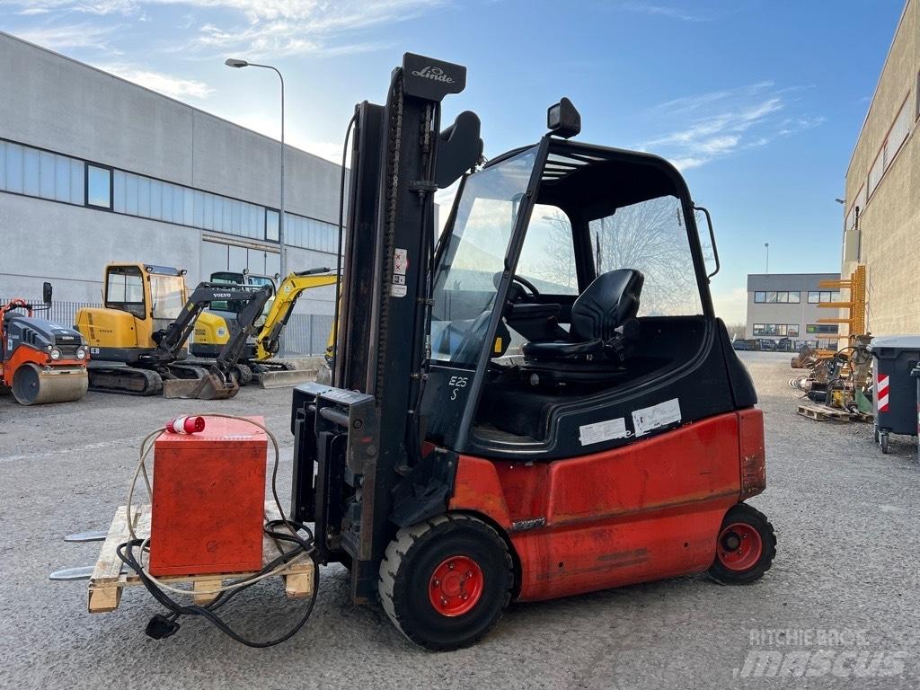 Linde E 25 Elektriske trucker