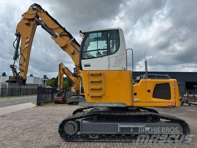 Liebherr LH 22 C Gravemaskiner for avfallshåndtering