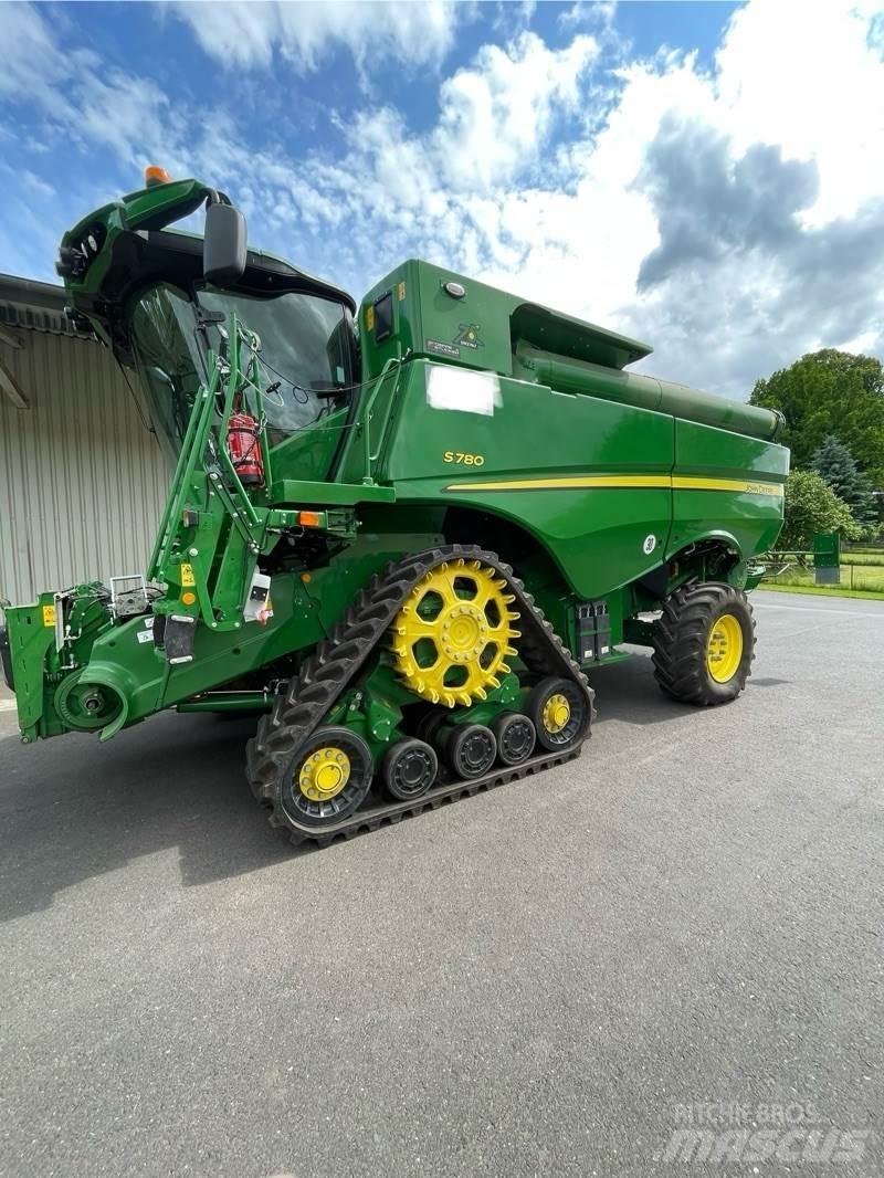 John Deere S780i Skurtreskere